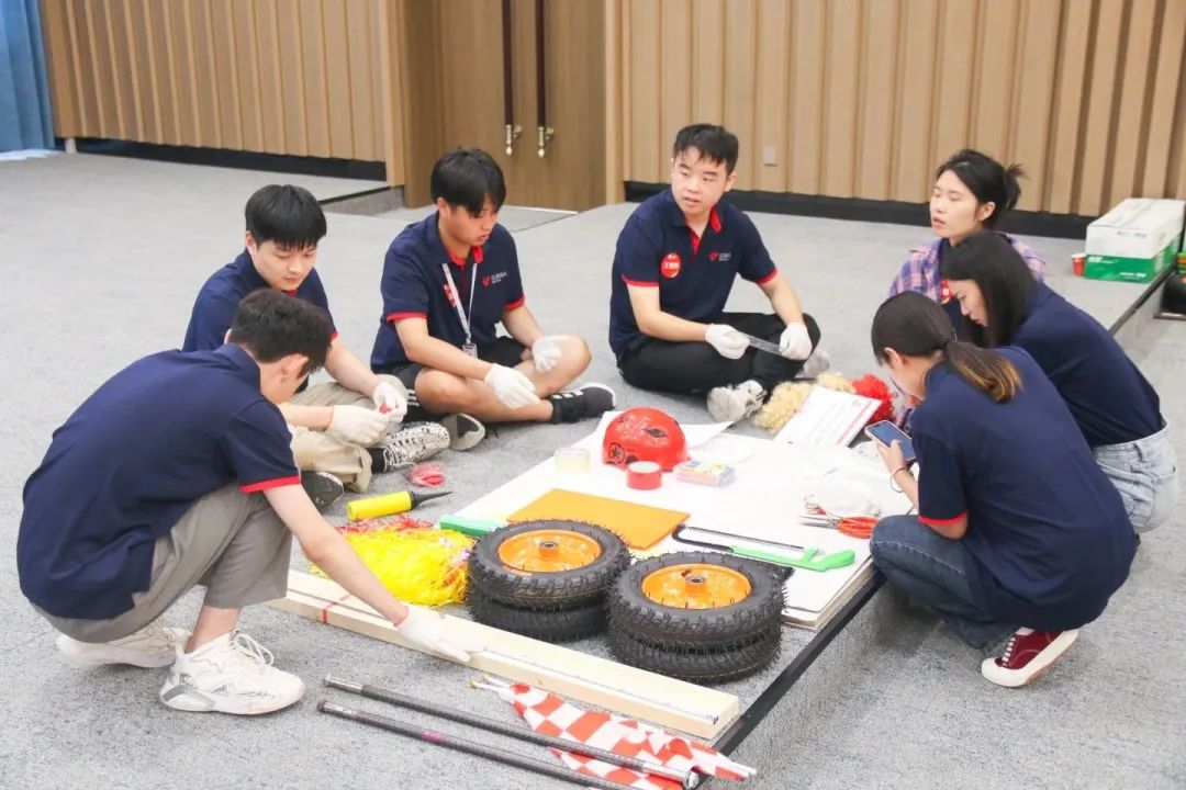 万事娱乐一起奔赴山海，领跑未来！