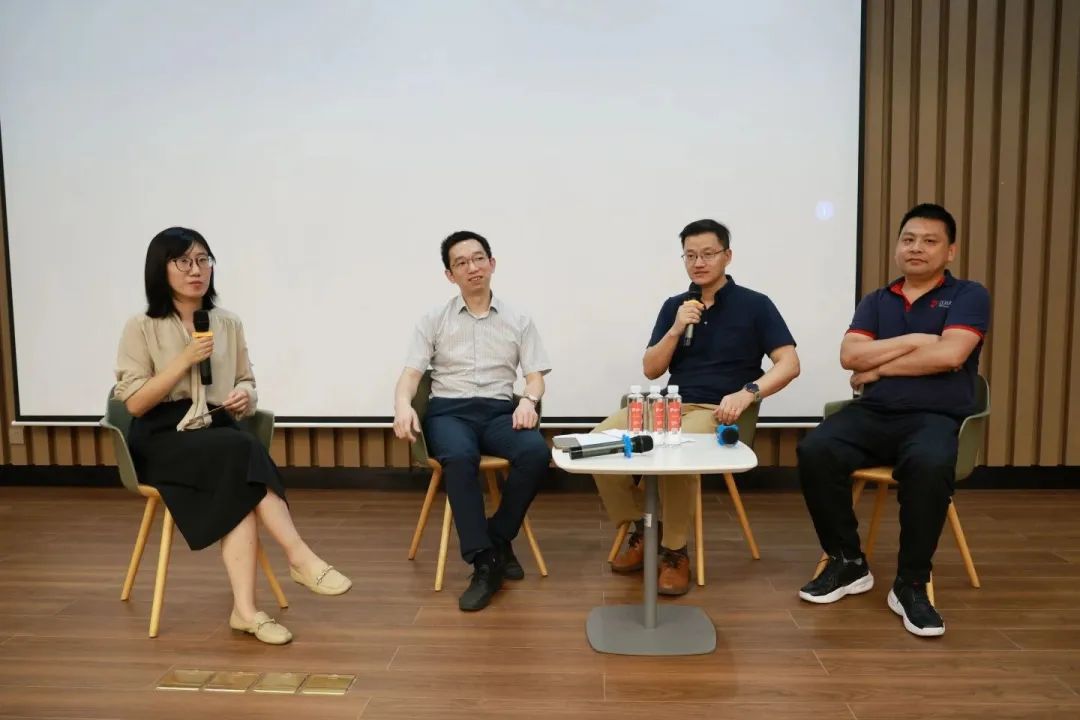 万事娱乐一起奔赴山海，领跑未来！