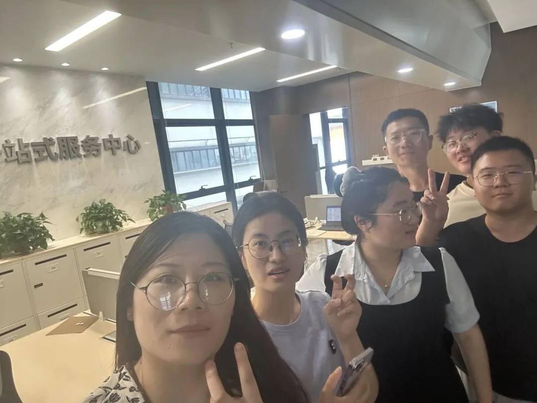 万事娱乐一起奔赴山海，领跑未来！
